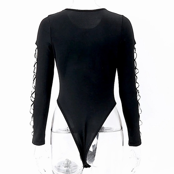 Black hollow out long sleeve bodysuit - Picture 5 of 14